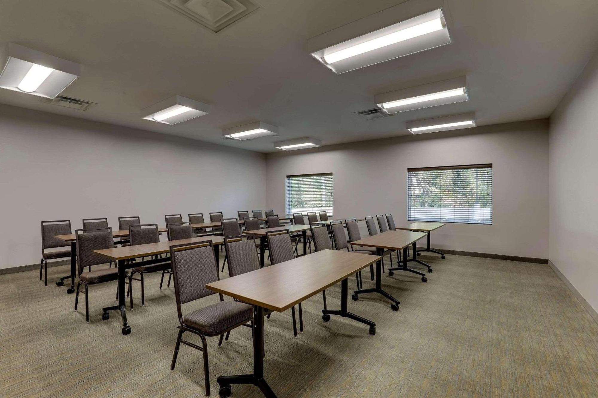 Country Inn & Suites By Radisson, Cumming Near Northside Hospital Forsyth קאמינג מראה חיצוני תמונה