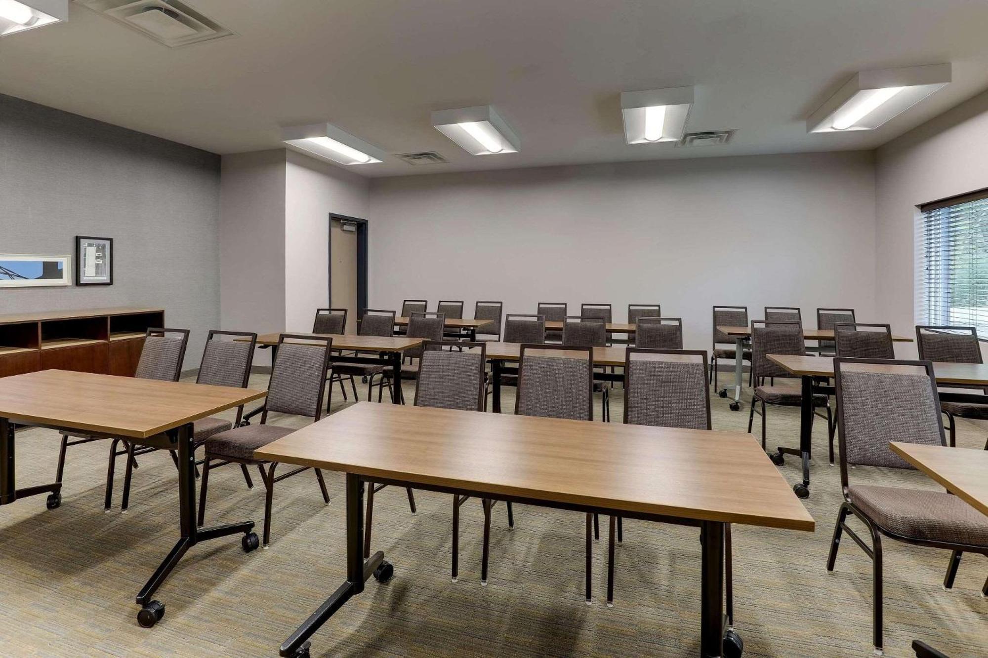 Country Inn & Suites By Radisson, Cumming Near Northside Hospital Forsyth קאמינג מראה חיצוני תמונה